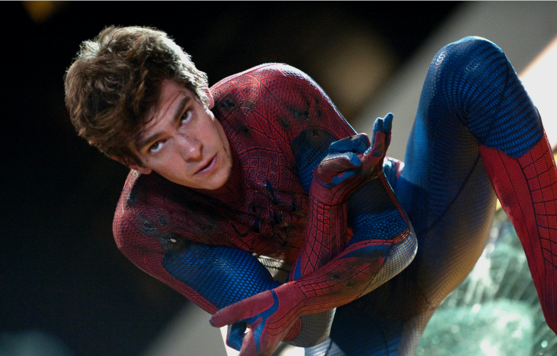 Andrew+Garfield+poses+as+Spider+Man+for+The+Amazing+Spider-Man.+%28Photo+Credit%3A+IndieWire%29