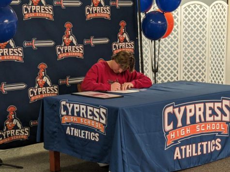 Trevor Monteleone signed with Western Colorado State.