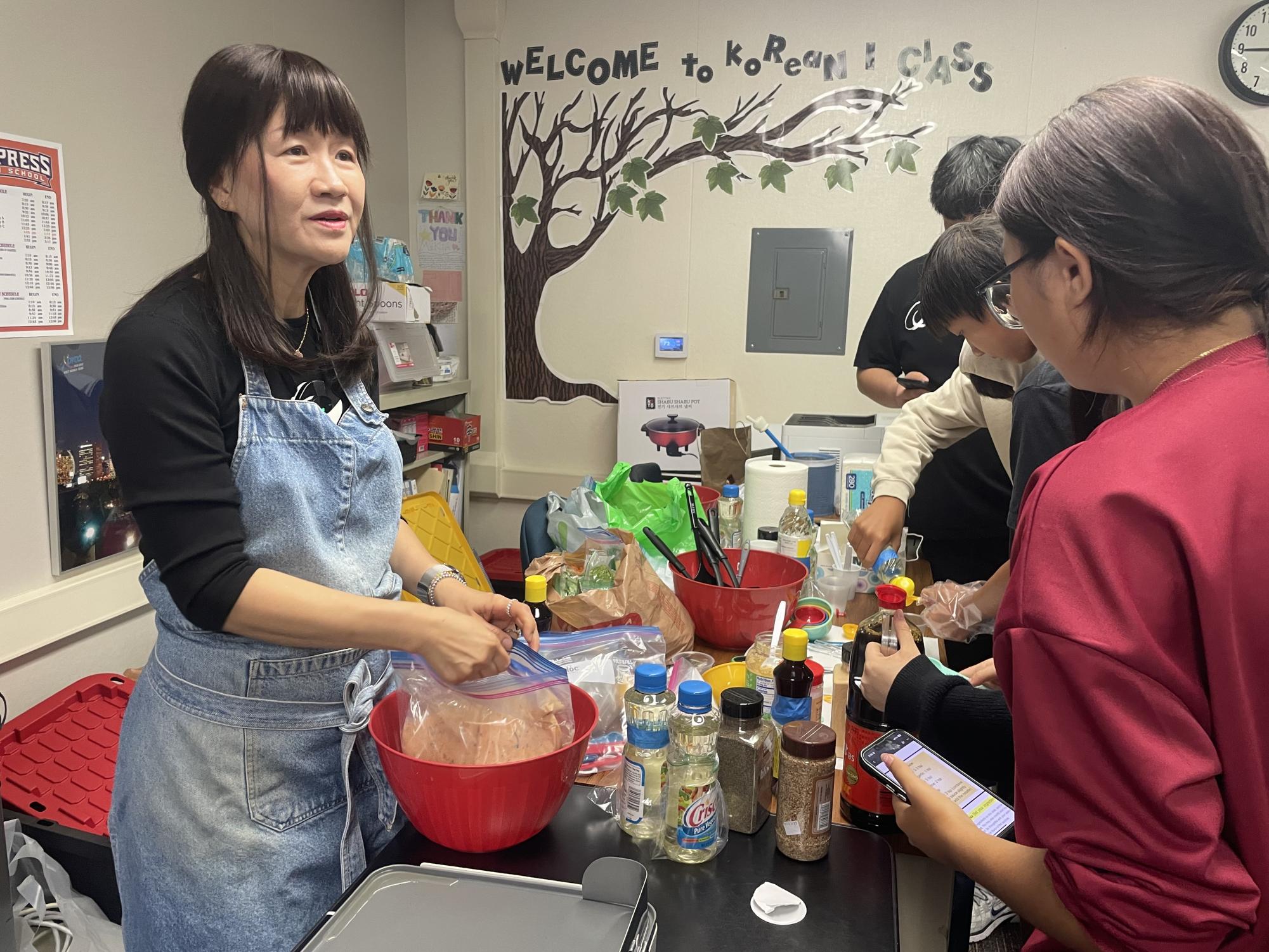 Mrs. Kim and her students made japchae and kimchi pancakes to celebrate Chuseok.