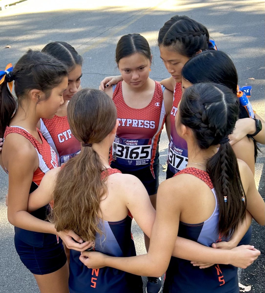 Girls cross country preparing for a great season.