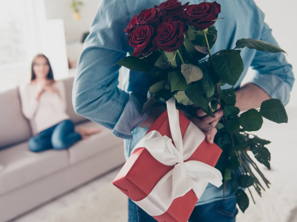 Cypress shares what the worst Valentines gift is.  